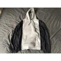 In gold we trust hoodie