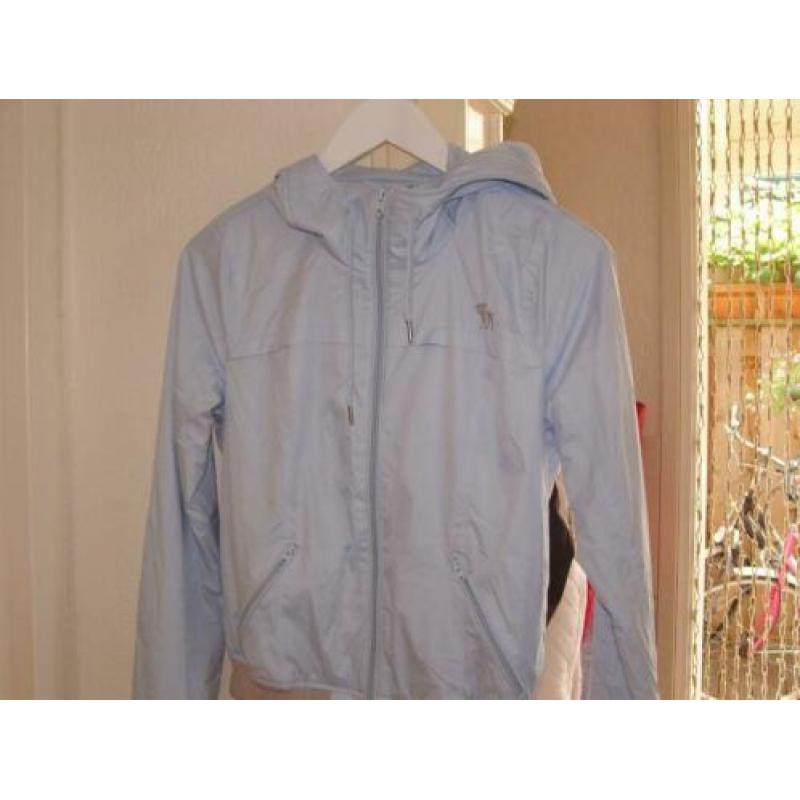Abercrombie lichtblauw jack maat S
