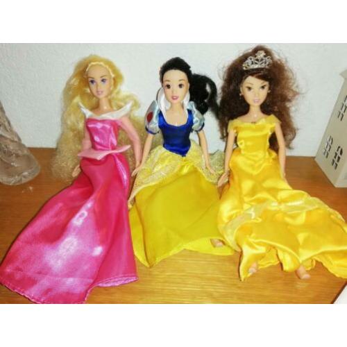 Barbies met heel veel accessoires