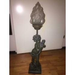Grote Moreau lamp.