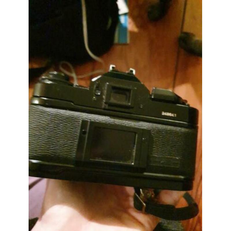Canon A-1 / A1 met 5 lenzen (oa 55mm)