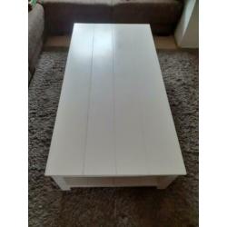 mooie witte salontafel Riviera Maison style.