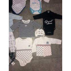 Babykleding maat 50/56