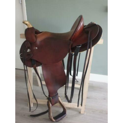 Nomad Western zadel (inc hoofdstel + 3 pads)|| Full Quarter