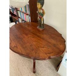 Antieke mahoniehouten tafel