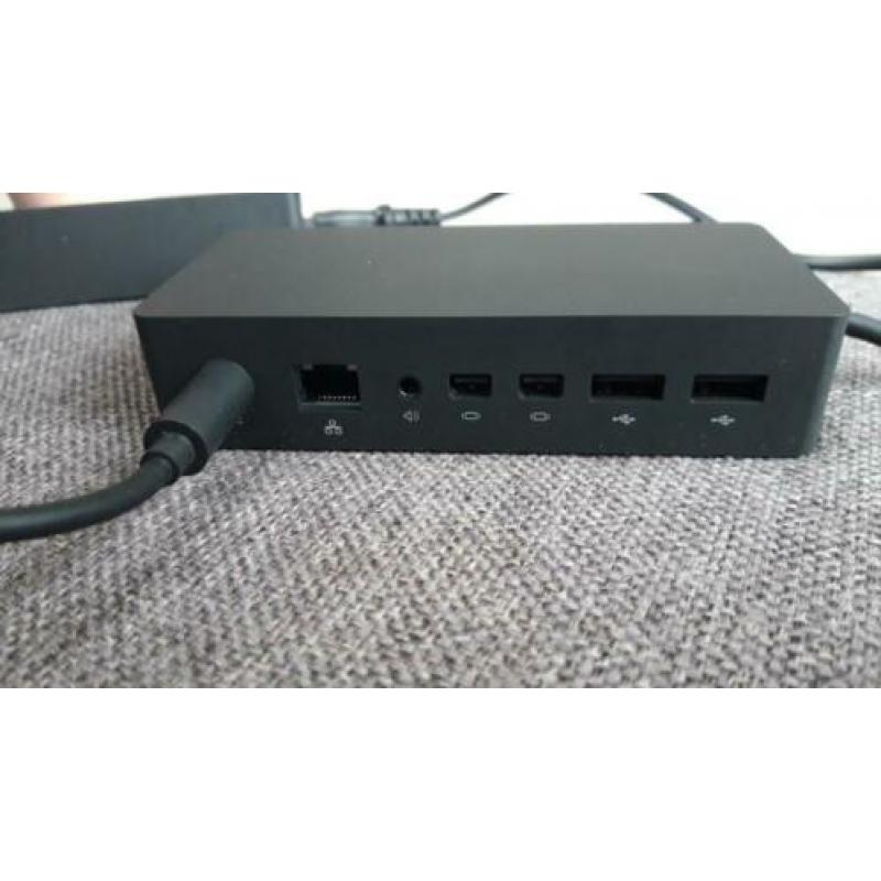Microsoft Surface docking model 1661