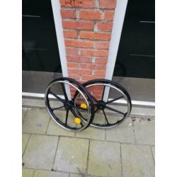 Te koop Rolstoel spaak velg (2 stuks)