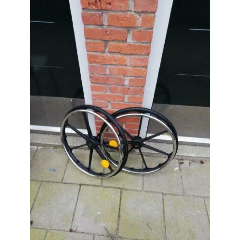 Te koop Rolstoel spaak velg (2 stuks)