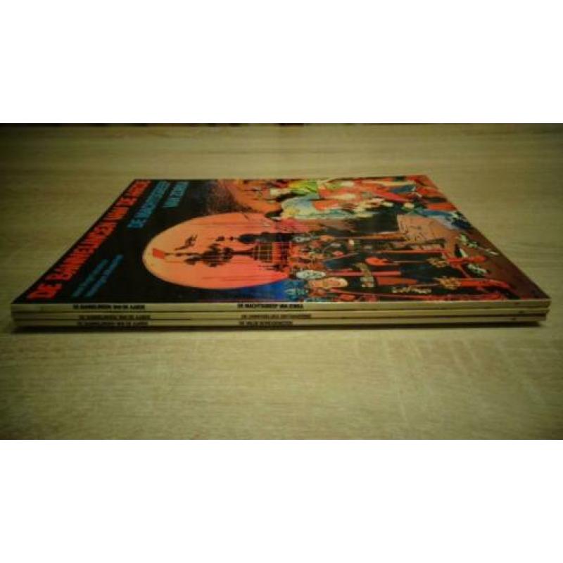 Bannelingen van de aarde stripboeken 3 stuks zeer goede staa
