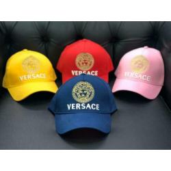 Partij Merkkleding Petten Gucci Dsquared Pet Kenzo Givenchy
