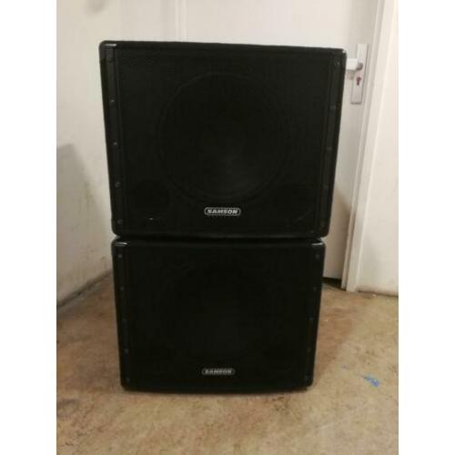 occasion 2 x samson 500 watt powered basboxen v. bodemprijs!