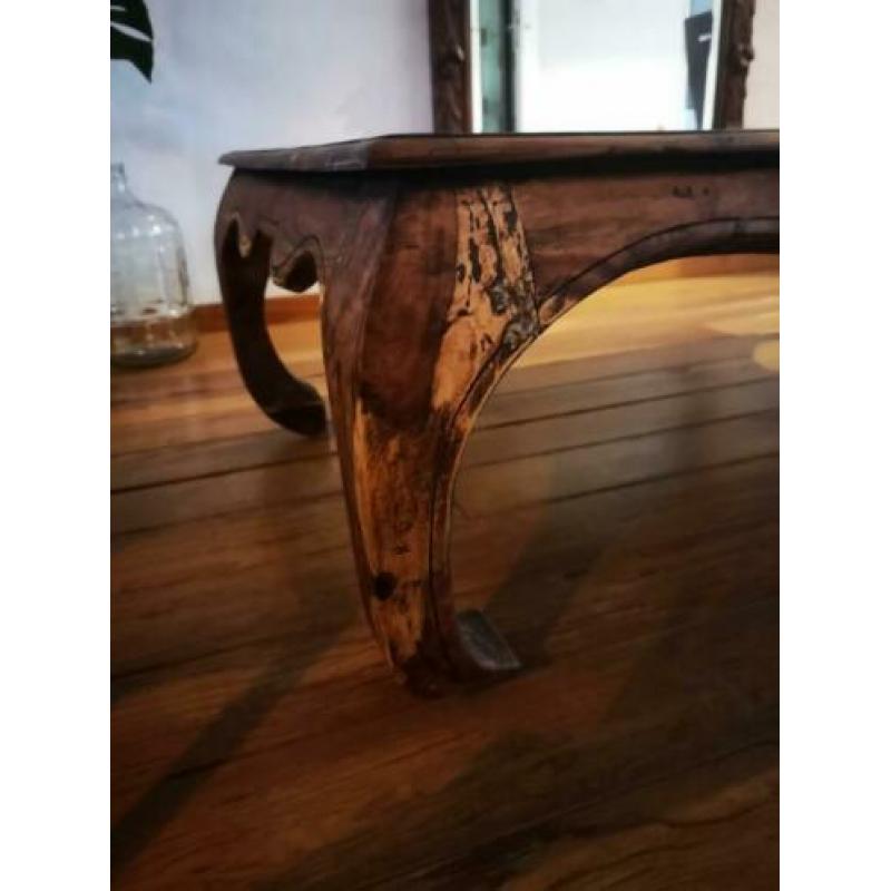 Unieke opiumtafel