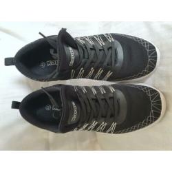 Mooie Sneakers van het merk KAPA Mt.43. Zo goed als nieuw.