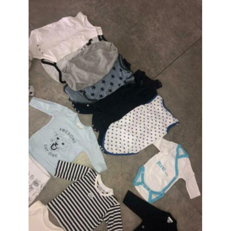 Babykleding maat 50/56