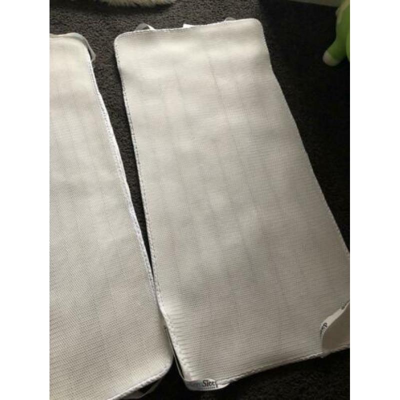 Aerosleep matras 2x evt incl bijbehorende aerosleep hoeslake