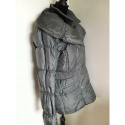 Leuke grijze gewatteerde winter jas, maat XL