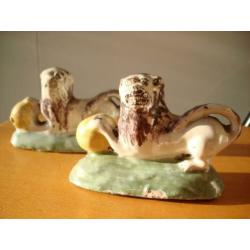 antieke DELFT ca1750 2x Fo dog Delfts aardewerk paar leeuwen