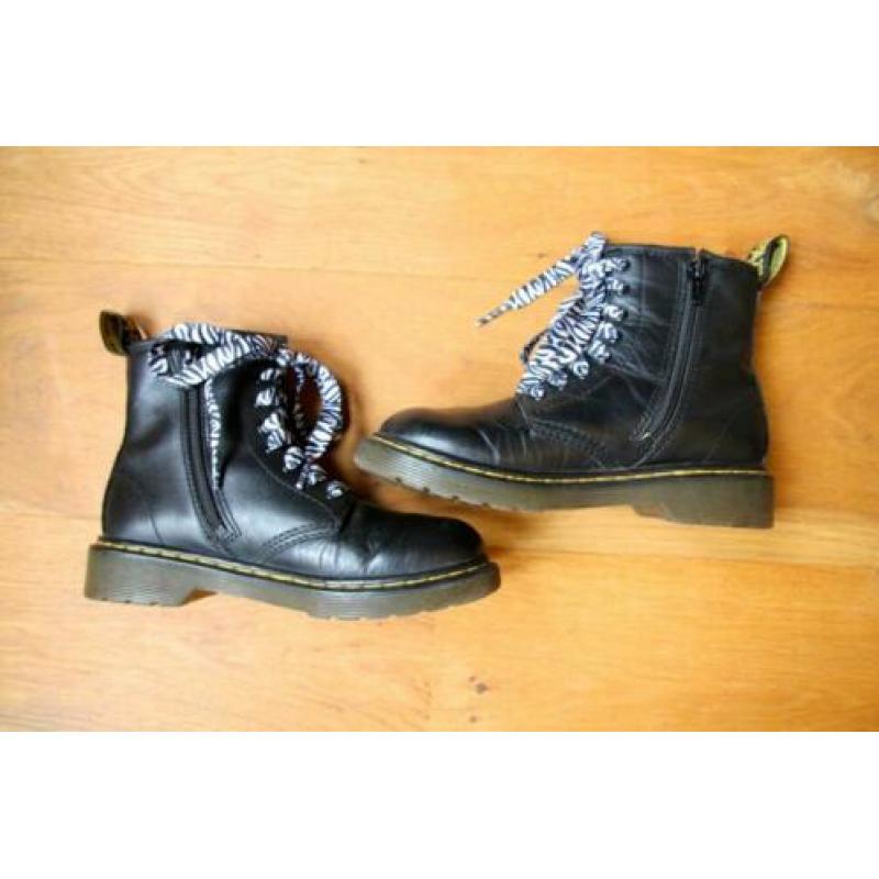 Dr. Martens maat 32