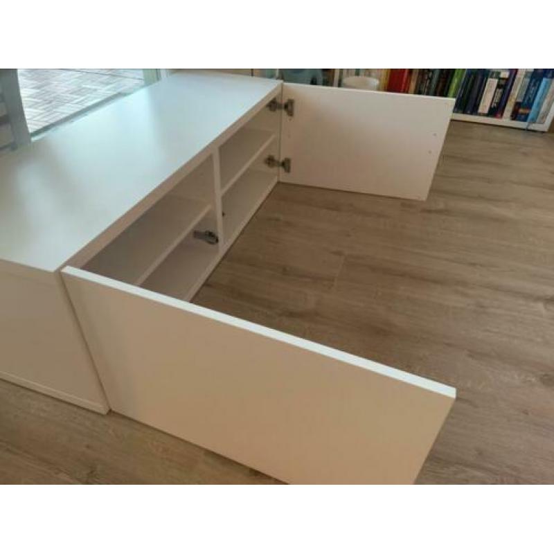 Ikea Besta wit kastje / tv-kastje