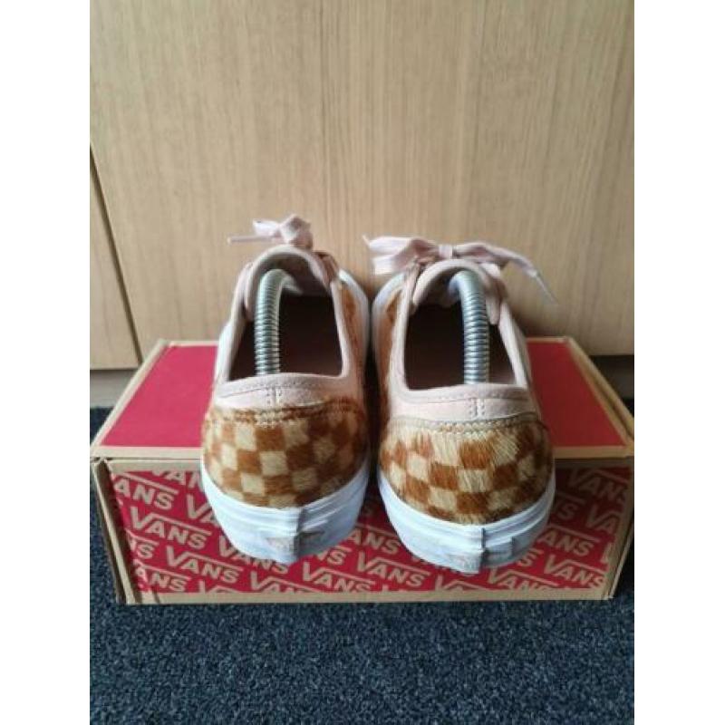 Vans style 36 decon sf suede beige/bruin (39)