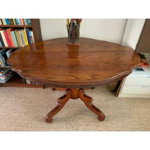 Antieke mahoniehouten tafel
