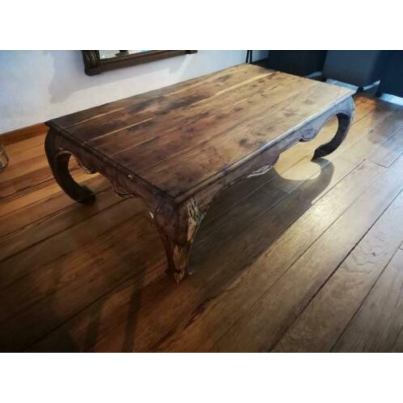 Unieke opiumtafel