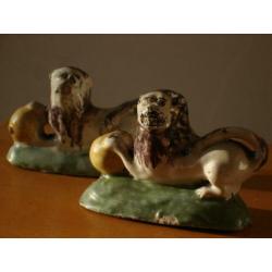 antieke DELFT ca1750 2x Fo dog Delfts aardewerk paar leeuwen
