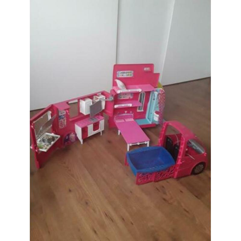Barbie camper