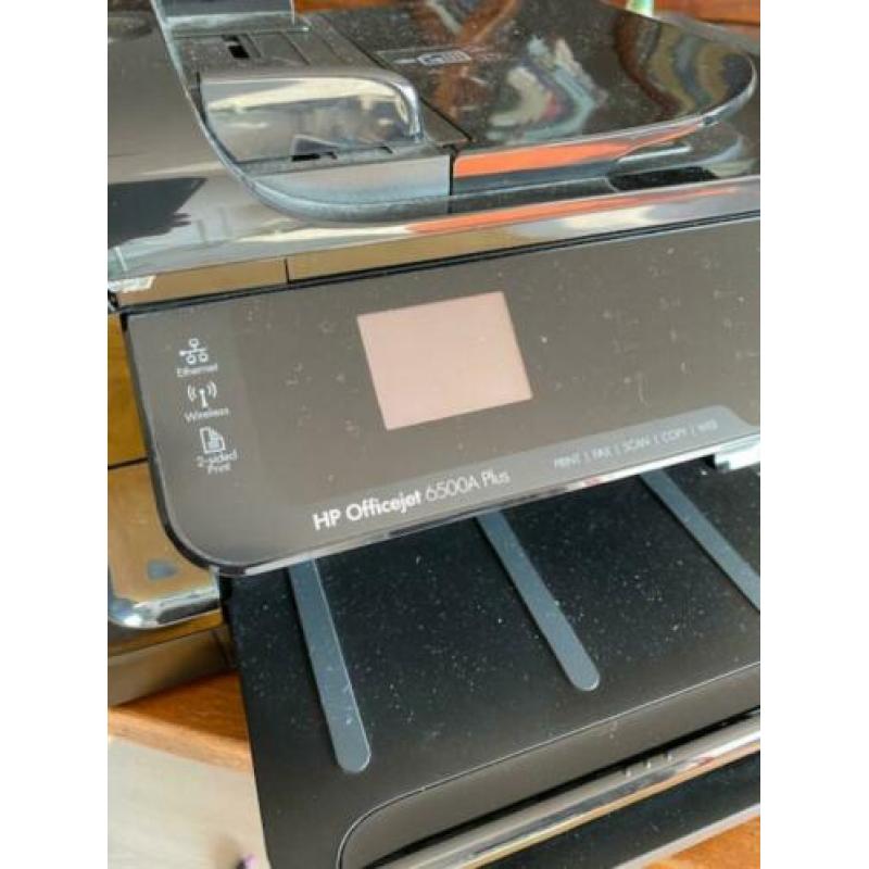 HP 5600A Plus Printer Scanner. Draadloos.