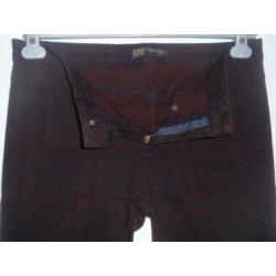 Maat 44 - zara basic - zwart / bordeaux broek