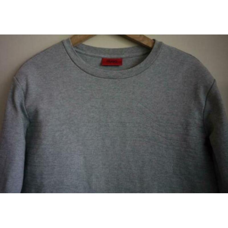 Erg mooie sweater van HUGO BOSS maat S