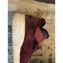 Mooie Adidas schoenen in mooie staat (maat 44)