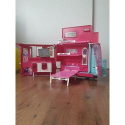 Barbie camper