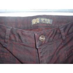Maat 44 - zara basic - zwart / bordeaux broek