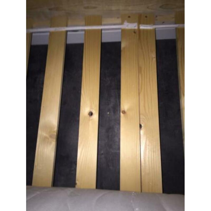 Steigerhout bed