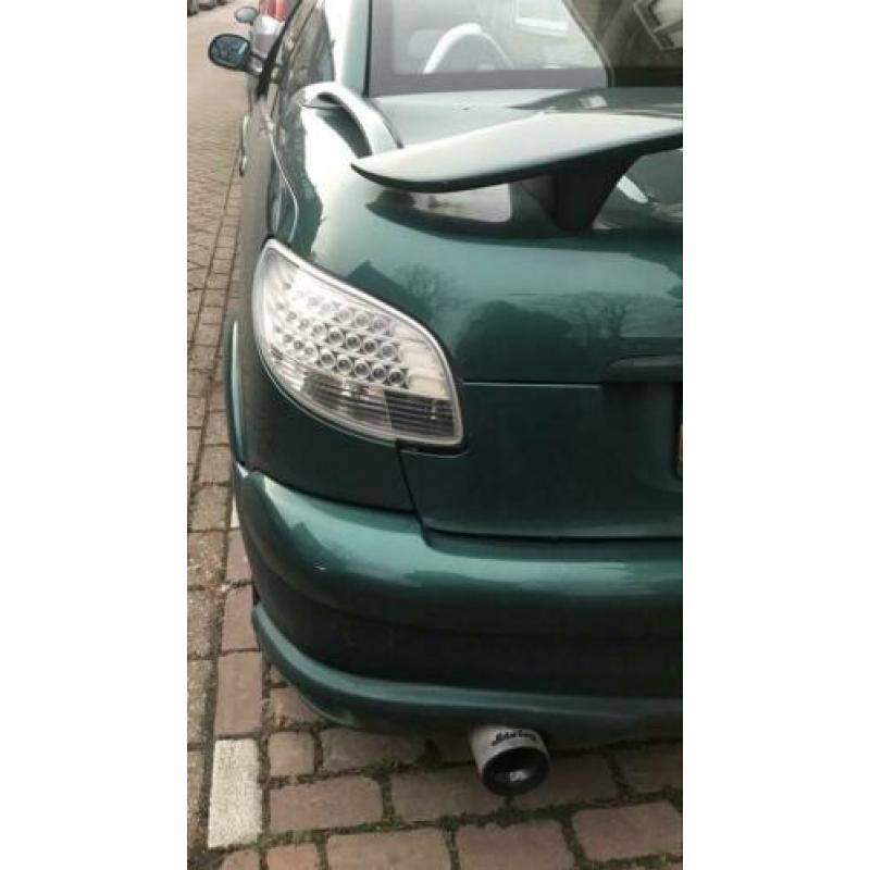 Peugeot 206 1.6 16V CC 2003 Groen