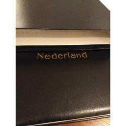 DAVO album NL velletjes II blad V 55-104, VB 18-28, VD 2,3