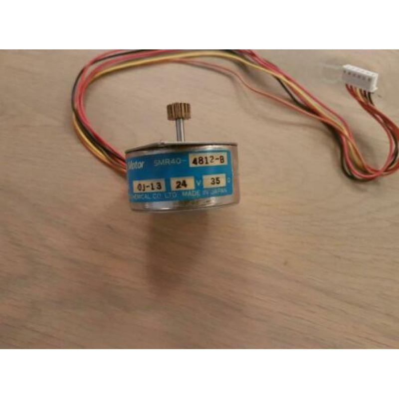 Fuji stepper motor smr40- 4812-B
