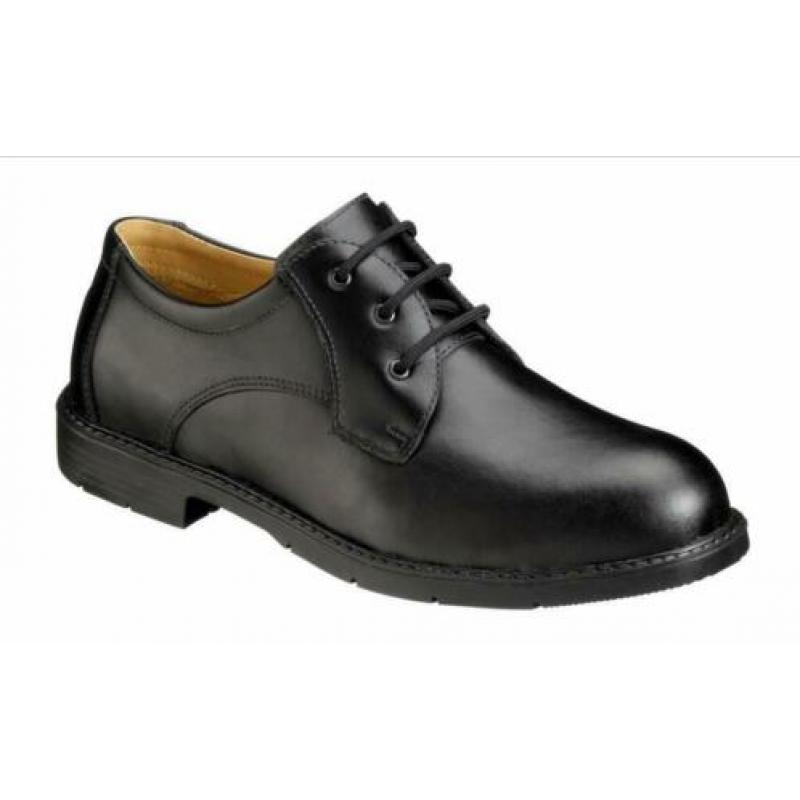 Schoenen maat 39, S3