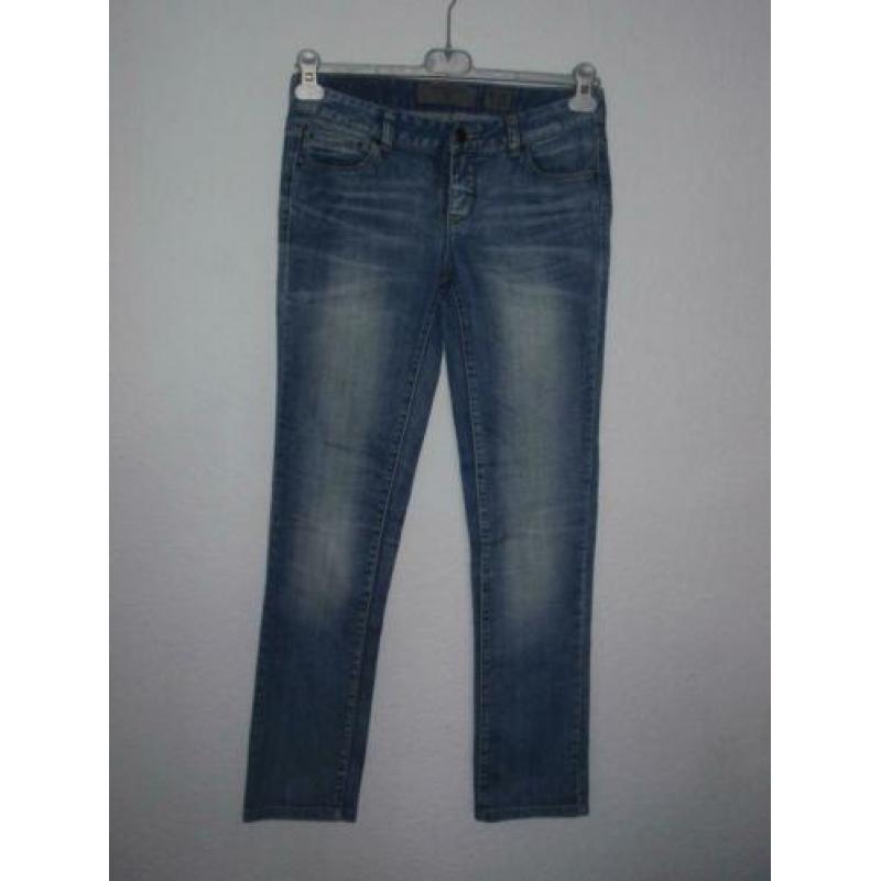 Maat 29 - vero moda jeans - blauw spijker