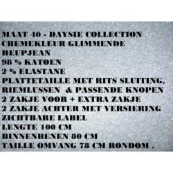 Maat 40 - daisy collection - cremekleur glimmende