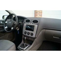 Ford Focus 1.6-16V Trend Automaat Airco, Cruise Control, Rad