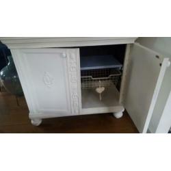 Brocante witte commode/kast