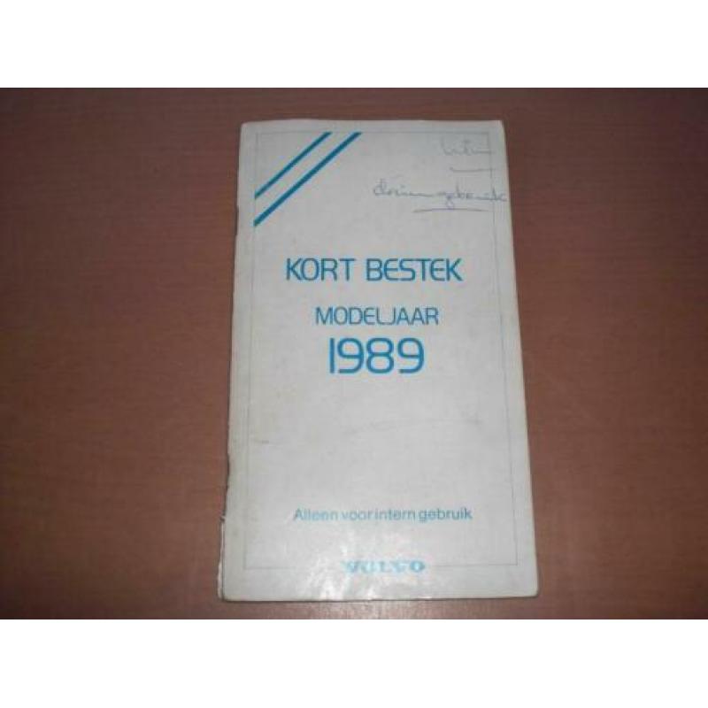 Leuk boekje Volvo 'Kort bestek Modeljaar 1989'