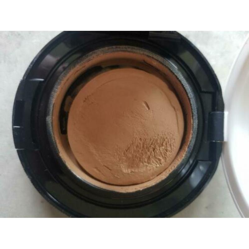 Calvin klein | compact foundation | 300 sand | ZGAN