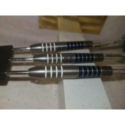 Darts accessoires te koop ! ! ! met dartpijlen en dartborden