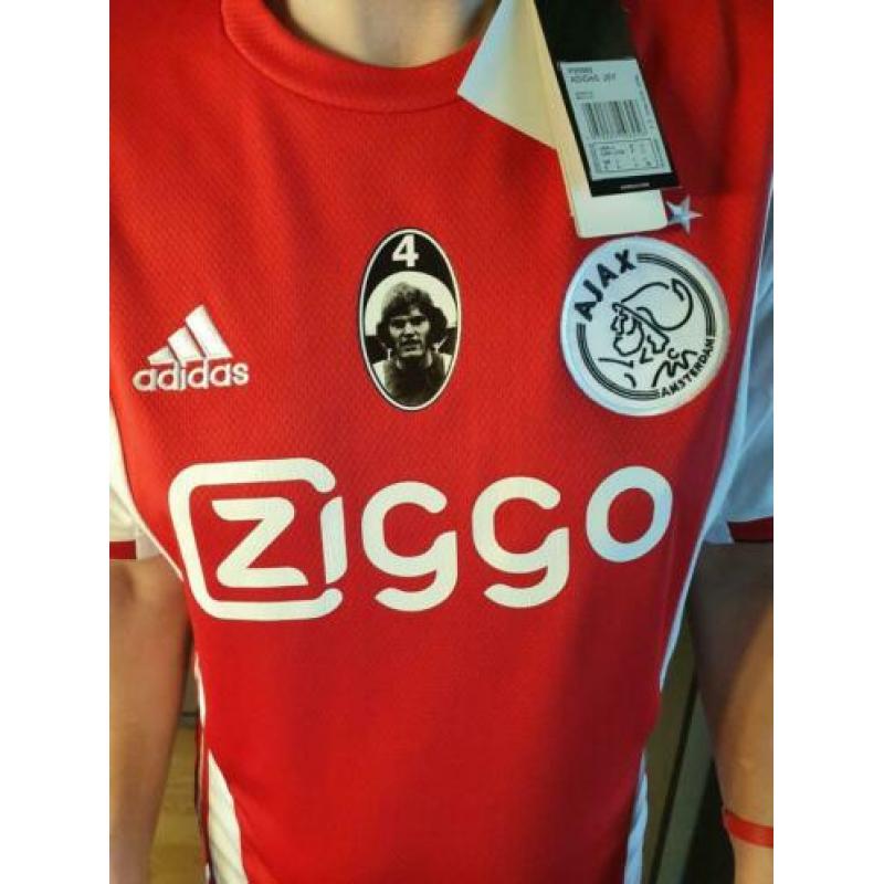 Nu verkrijgbaar S M XXL 3XL 4XL Voor info prijs e.d stuur pb