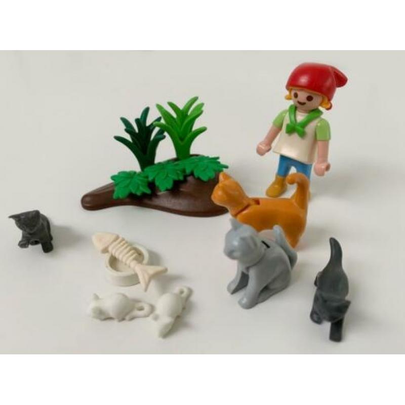 Poezenfamilie 4493 van Playmobil compleet