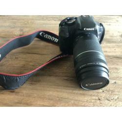 Camera Canon Eos 450D met twee lenzen