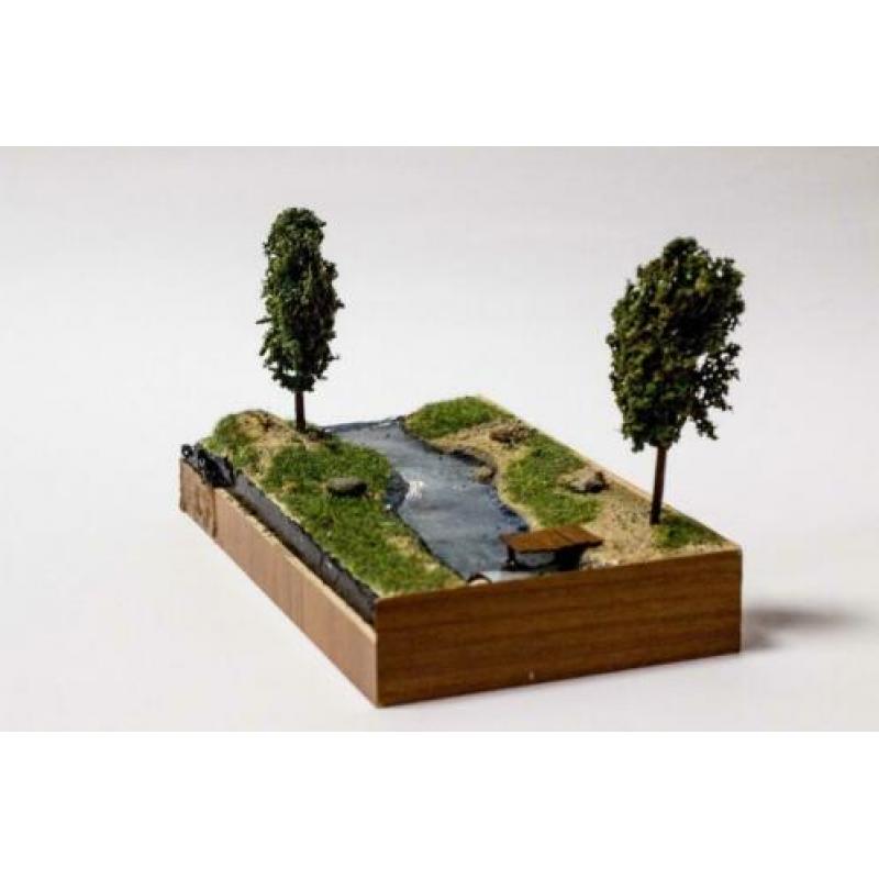Diorama water